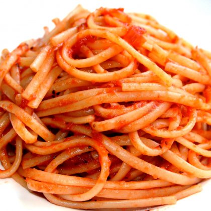 לינגוויני ברוטב עגבניות