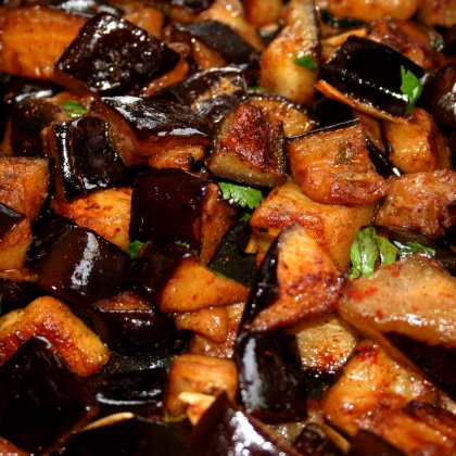 סלט חצילים בכוסברה