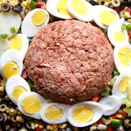 סלט ניסואז – הצעת הגשה לאירוח