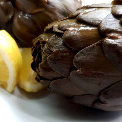 ארטישוק מבושל בלימון