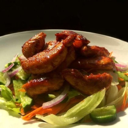 סלט עוף ברוטב ברבקיו