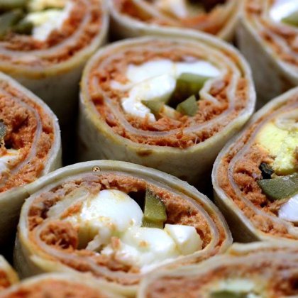 טורטיה ביס במילוי ספייסי טונה