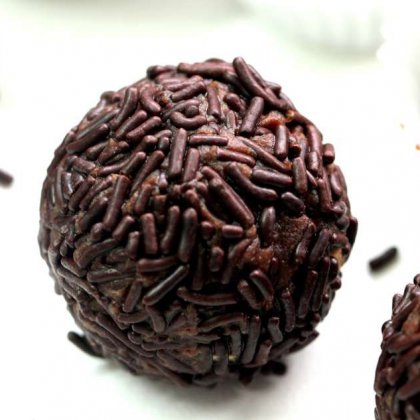 כדורי שוקולד ואספרסו