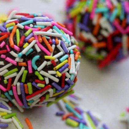 כדורי שוקולד ואמרטו משובח