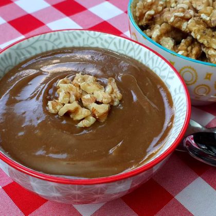 ממרח טחינה וסילאן